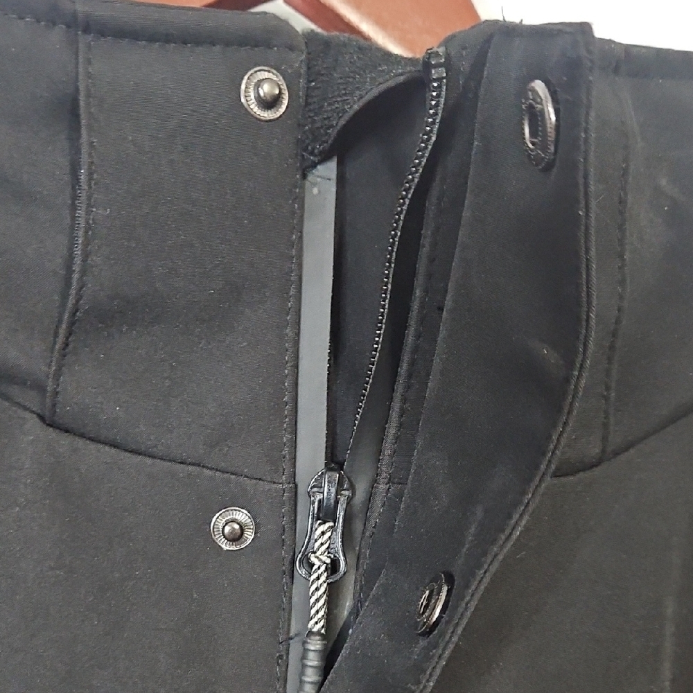 Pulse Black Performance Jacket With Durable Hoode… - image 6